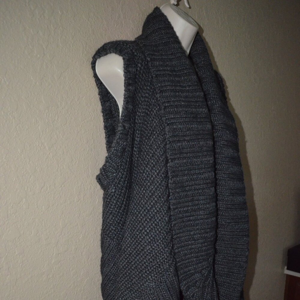 Sz S Michelle Mason Gray Cable Knit Sleeveless Cardigan Sweater Vest - Picture 4 of 8
